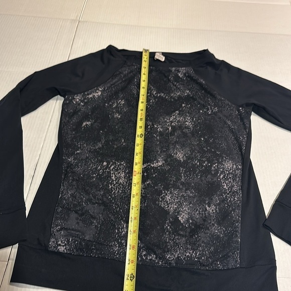 Under Armour women’s fitted body long sleep with 2 front pockets black and grey - Picture 4 of 9